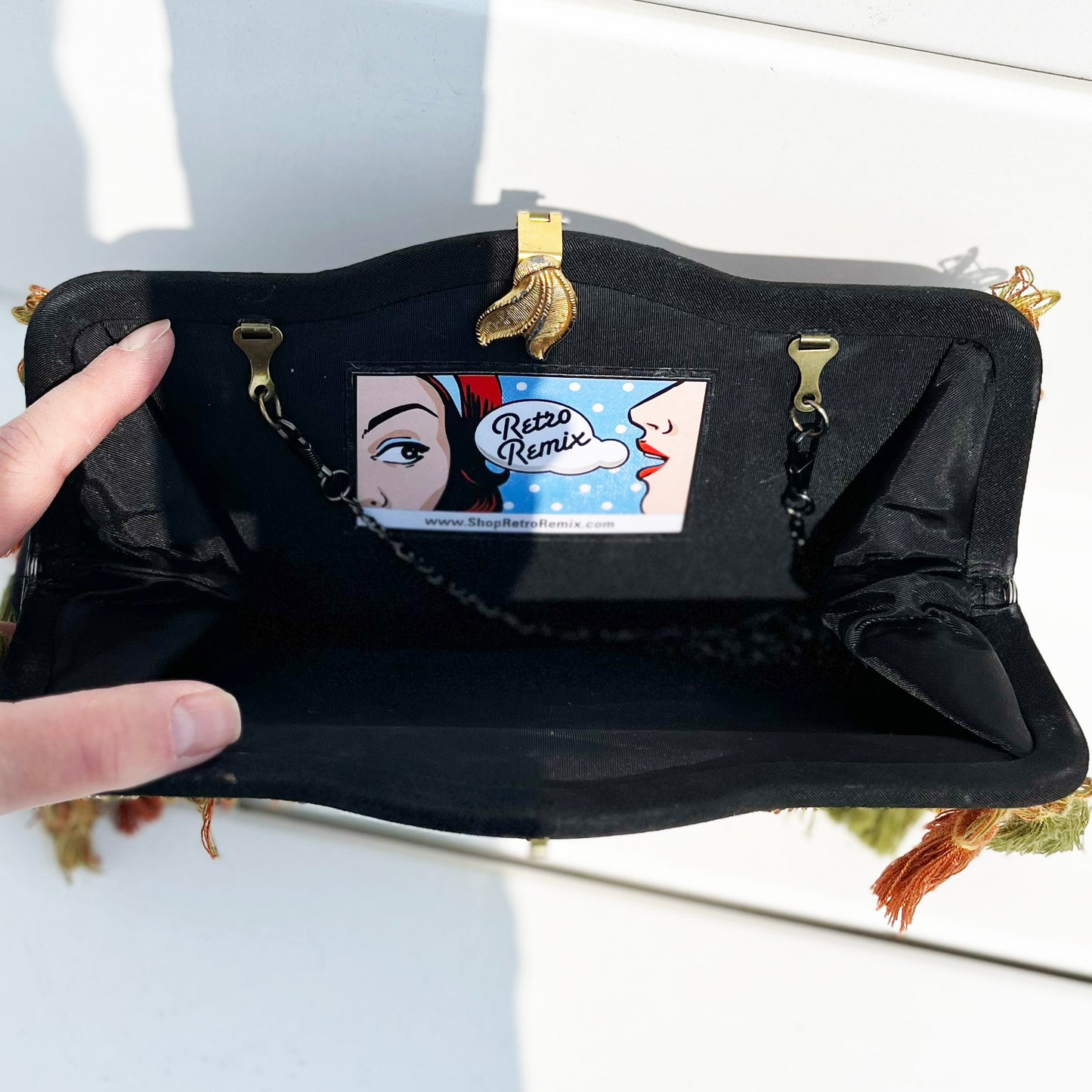 Snapshots of Paris Clutch