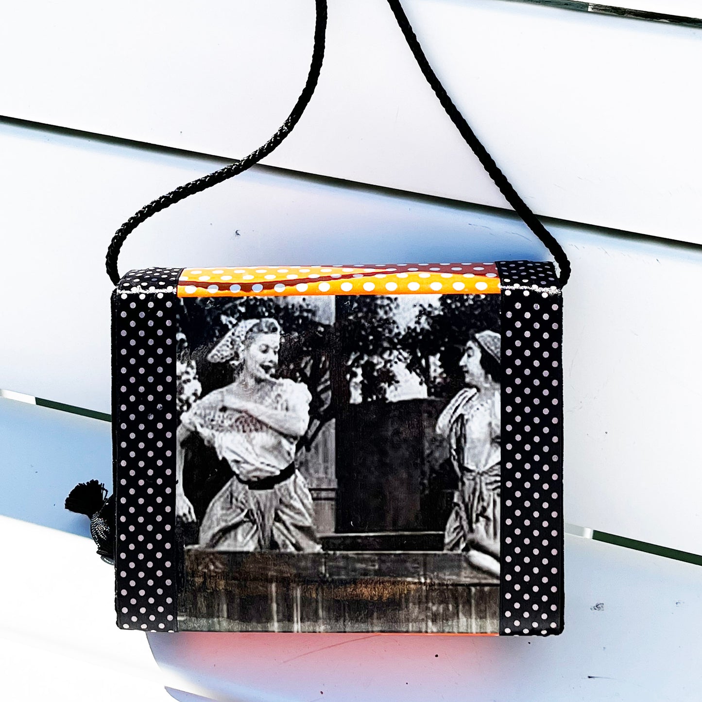 Everyone Loves Lucy Clutch