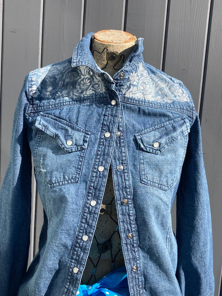 Damage shops denim shirt